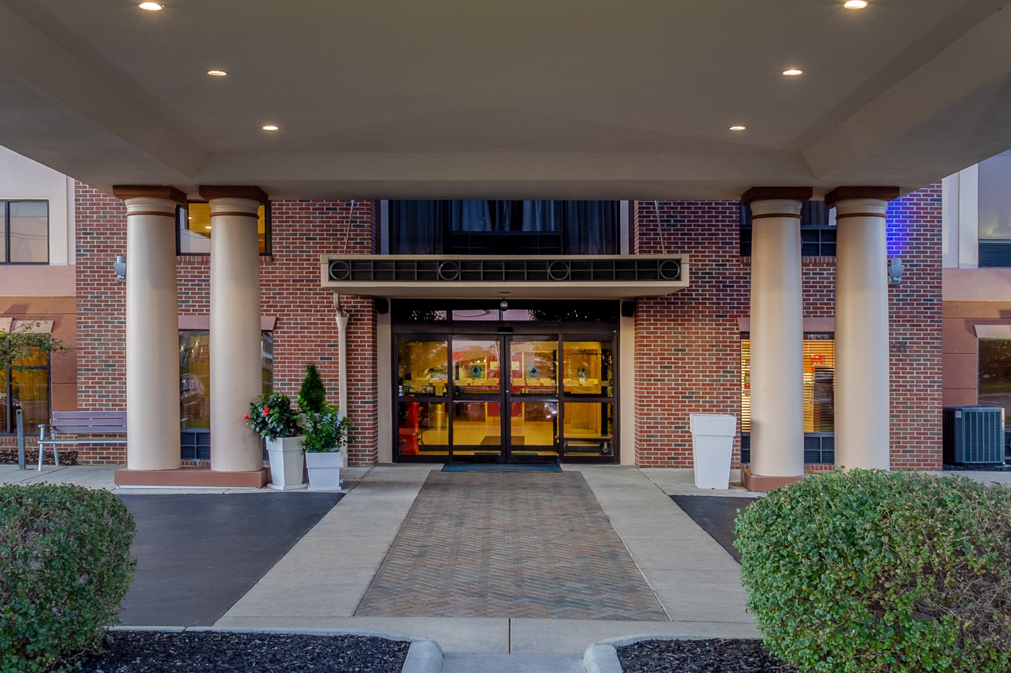 Holiday Inn Express Hotel & Suites Bowling Green By Ihg Exterior foto