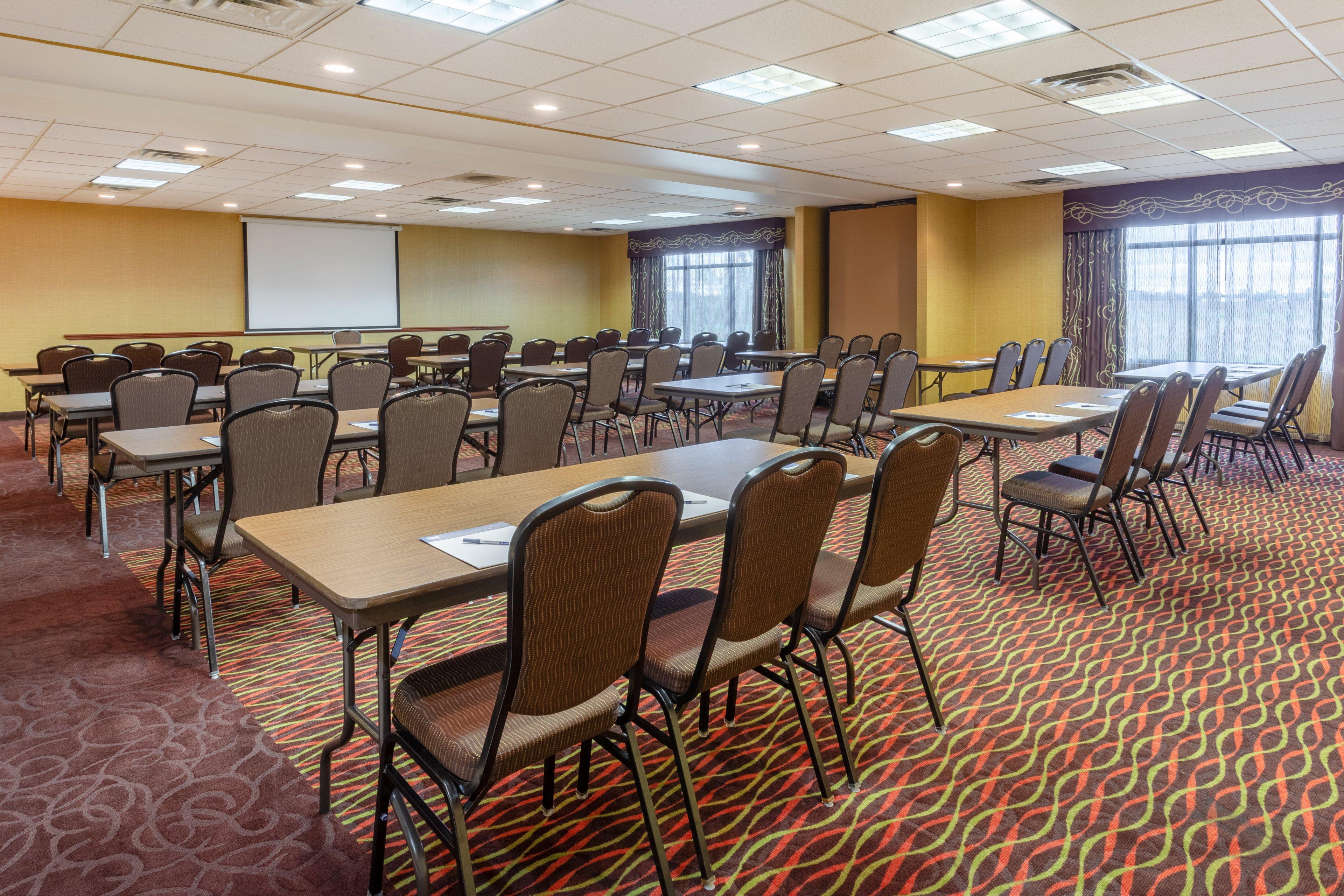 Holiday Inn Express Hotel & Suites Bowling Green By Ihg Exterior foto